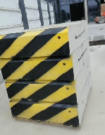 如何科學(xué)設(shè)計(jì)圍擋基礎(chǔ)塊以滿足施工安全需求？【旭東圍擋】