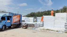 圍擋選錯(cuò)一款，工地多折騰！龍崗學(xué)校建設(shè)工地用需要1000平方米發(fā)貨